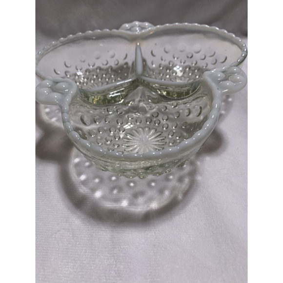 MOONSTONE OPALESCENT HOBNAIL 3-PART DIVIDED SERVING DISH 1940s-1950s - Picture 3 of 6